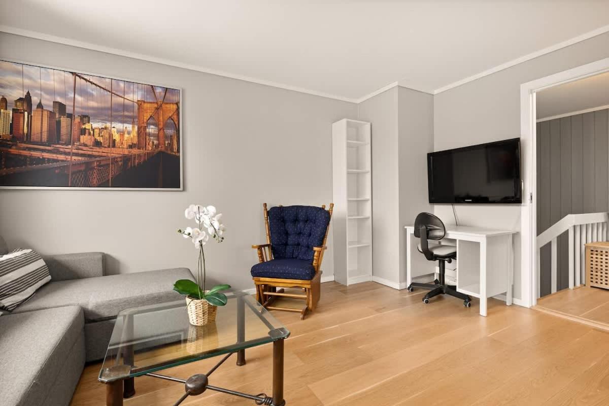 Semesterbostad 141sqm For Family I Free Parking I Bathtub