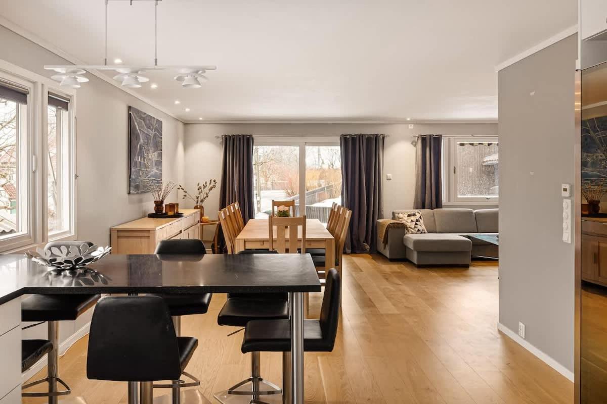 Semesterbostad 141sqm For Family I Free Parking I Bathtub